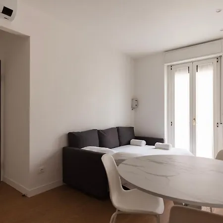 Youhosty - Gioia Tower View * 米兰