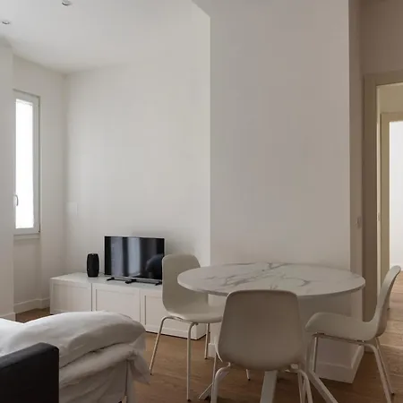 Youhosty - Gioia Tower View * 米兰